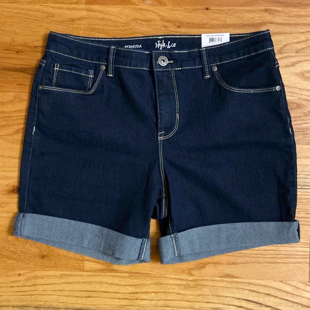 STYLE & CO Petite Women’s New Bermuda Stretchy Denim Shorts Size 12P mid rise